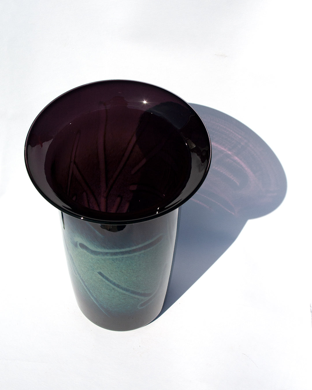 Sparse Stroke Aether Vase