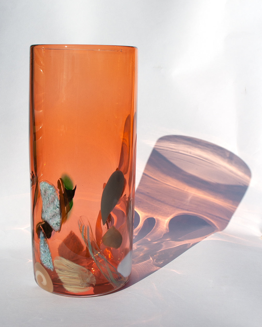 Ceres Cherry Nassau Vase
