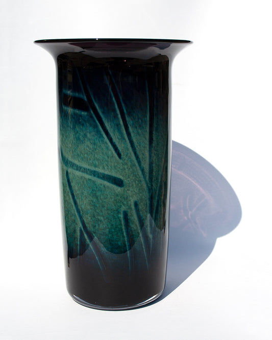 Sparse Stroke Aether Vase
