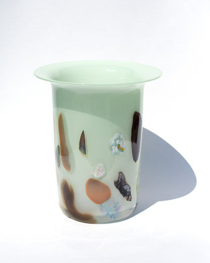 Mint Nassau Trumpet Vase