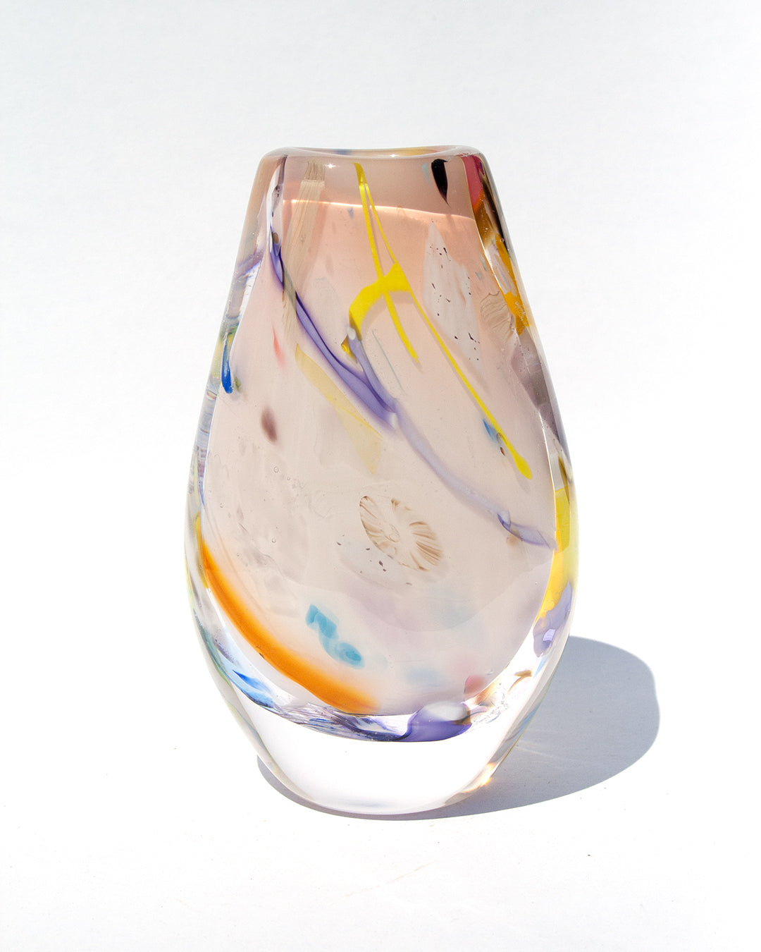 Chiffon Nassau Triangle Vase