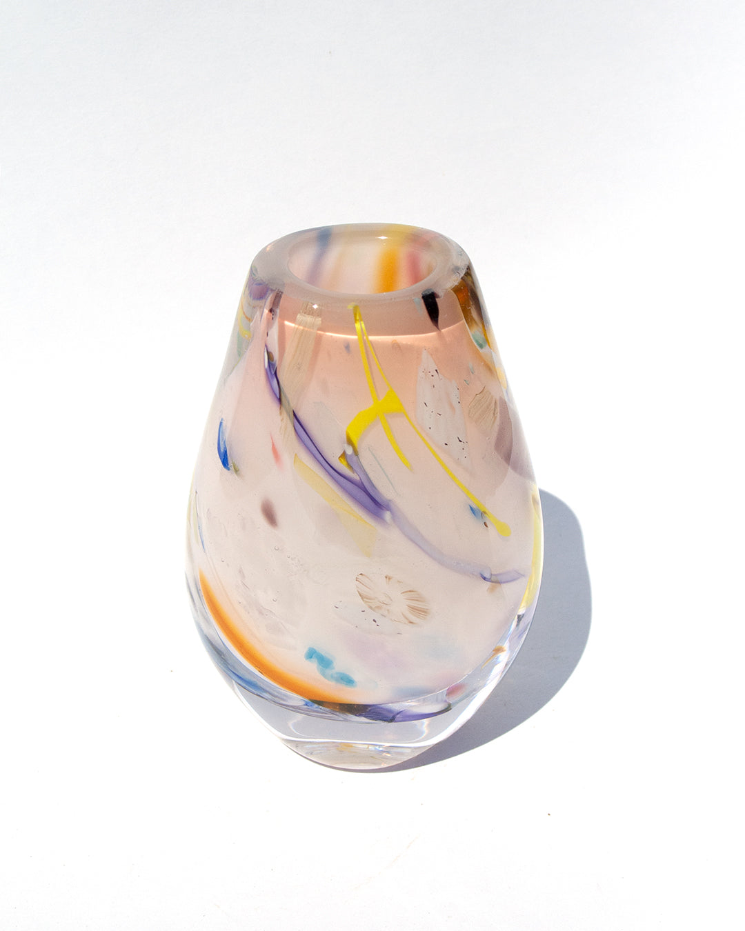 Chiffon Nassau Triangle Vase