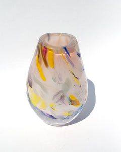 Chiffon Nassau Triangle Vase