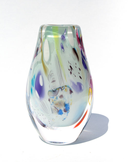 Mint Nassau Triangle Vase