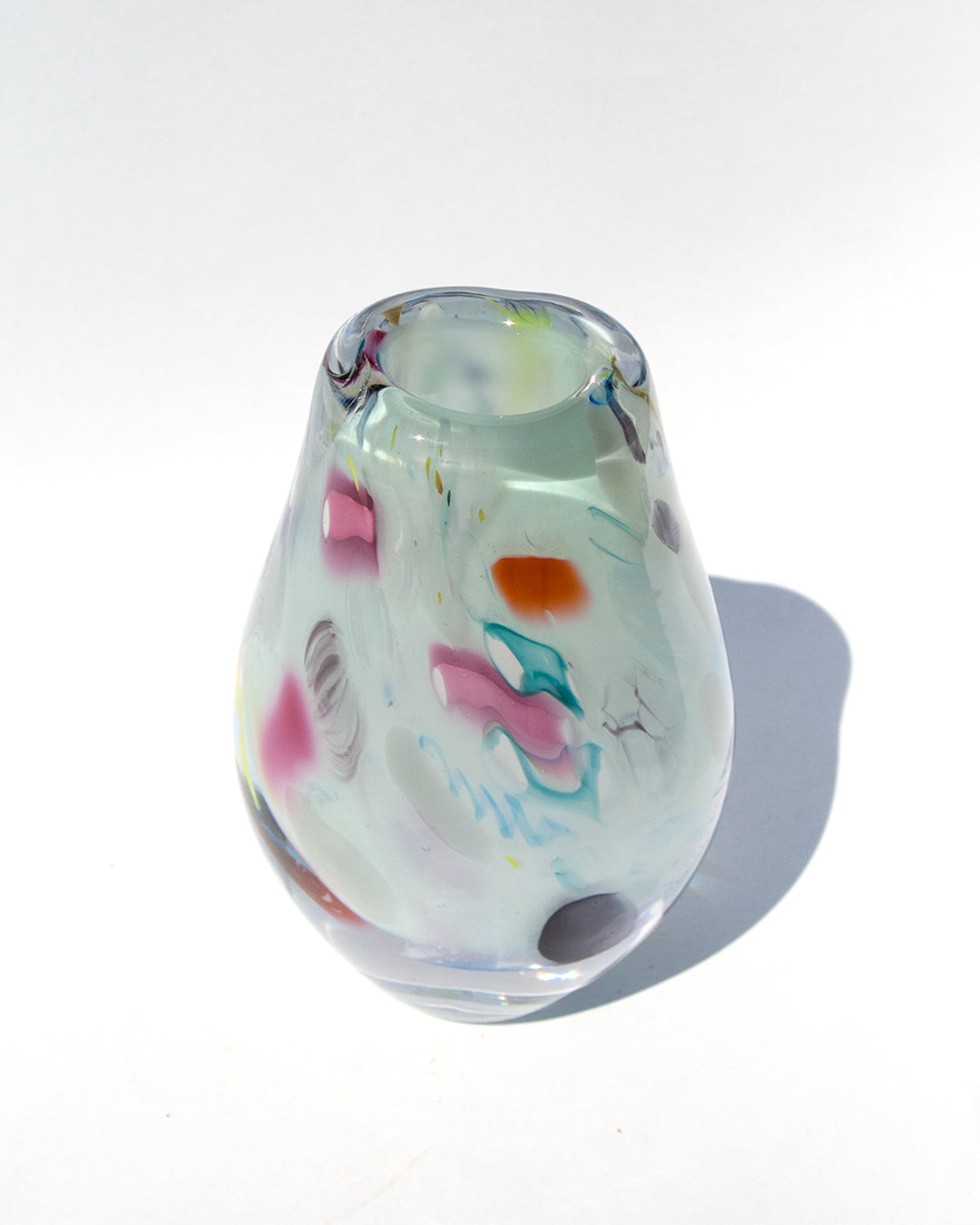 Mint Nassau Triangle Vase