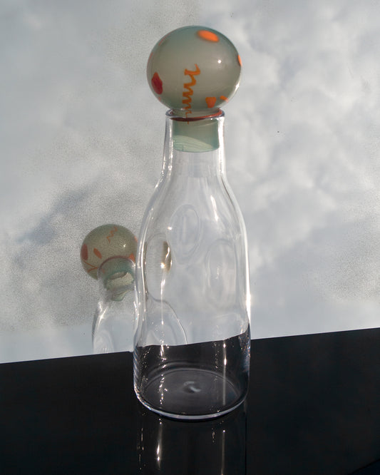 Carafe with DNA Stopper