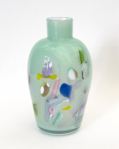 Mint Naked Nassau Vase