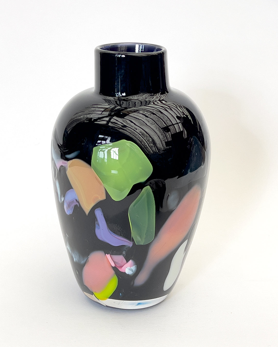Black Naked Nassau Vase
