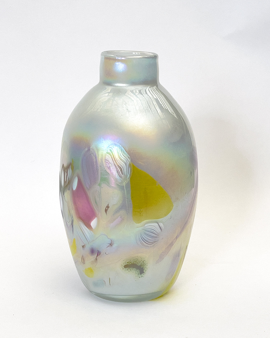 Moonstone Nassau Vase
